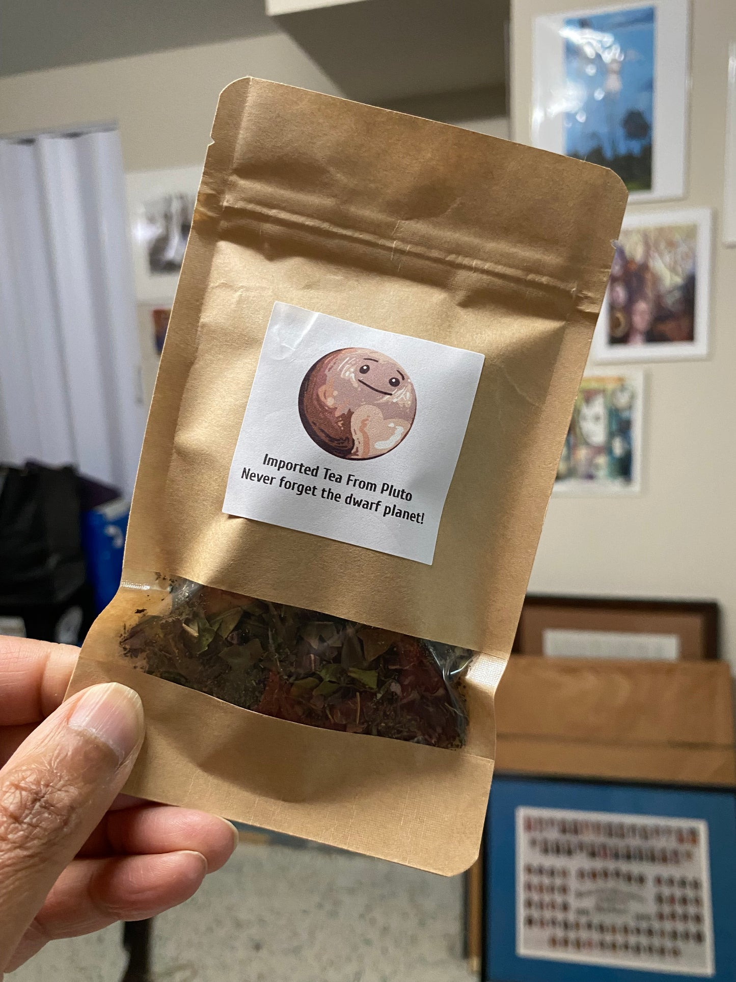 Imported Tea From Pluto - sampler size